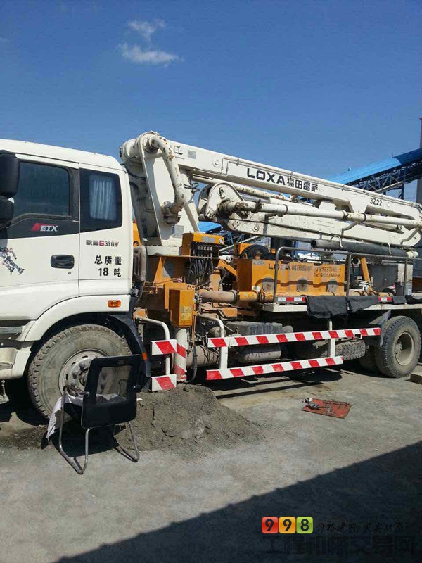 精品出售2011年福田雷萨22米泵车