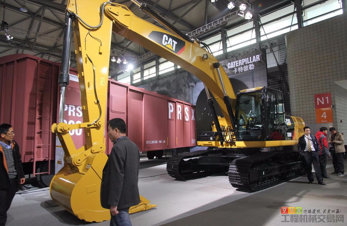 卡特彼勒(caterpillar)326d 履带挖掘机图集
