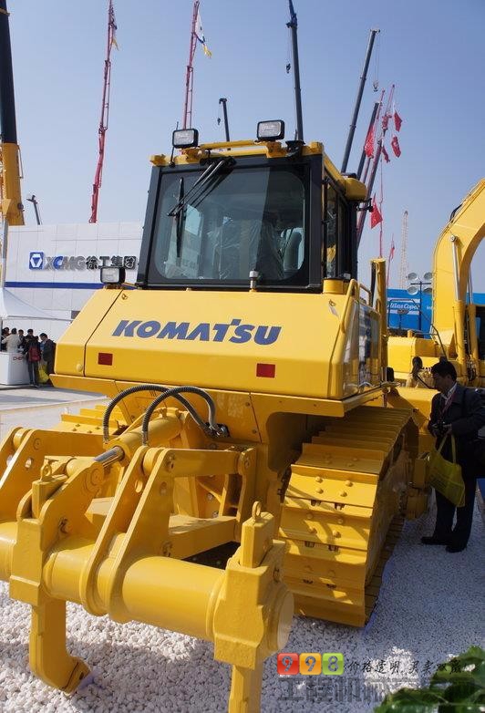 小松(komatsu)d65ex-16 推土机图集