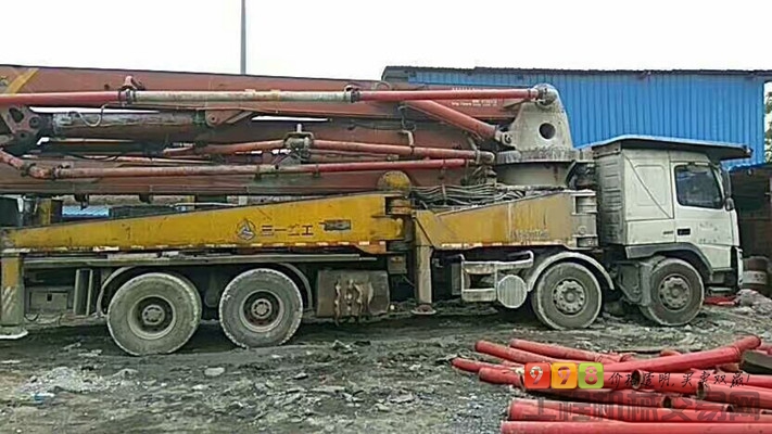车主直售05年绿标三一沃尔沃45米泵车