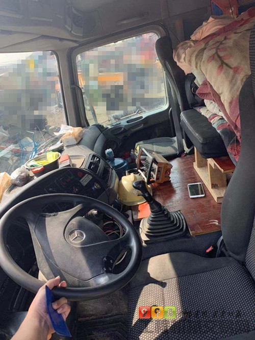 车主精品转让12年出厂三一奔驰52米泵车(6节臂)