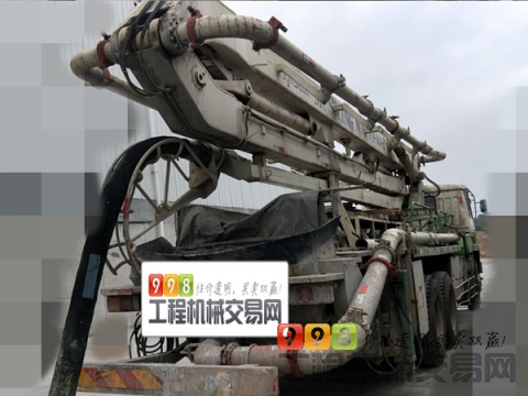 出售05年三菱28米泵车