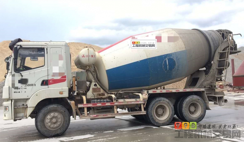 出售16年三一c6 10方搅拌车(国四5台)