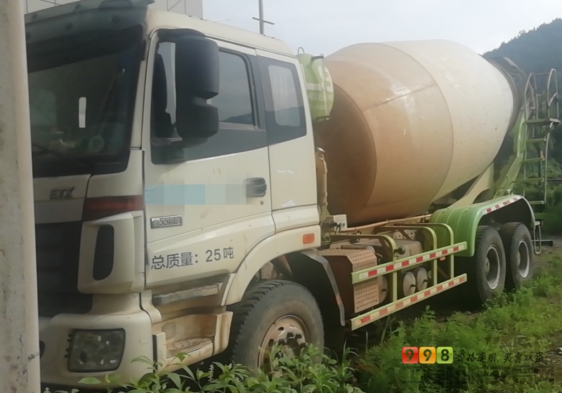 出售2017年福田雷萨大14方搅拌车