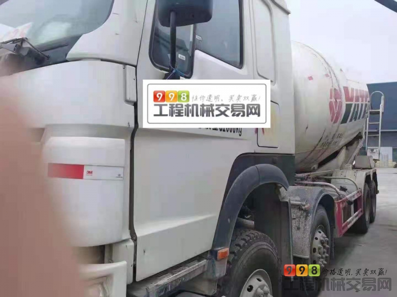 出售19年豪沃亚特20方搅拌车(国五2台)
