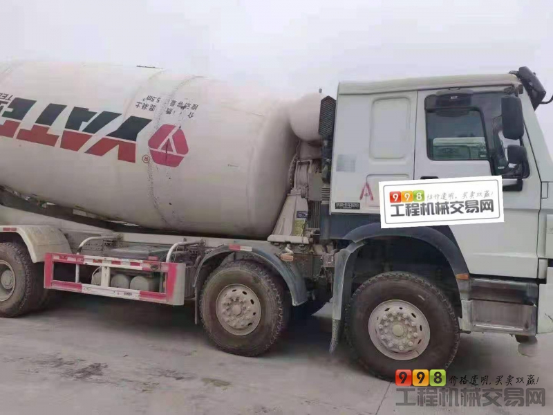 出售19年豪沃亚特20方搅拌车(国五2台)